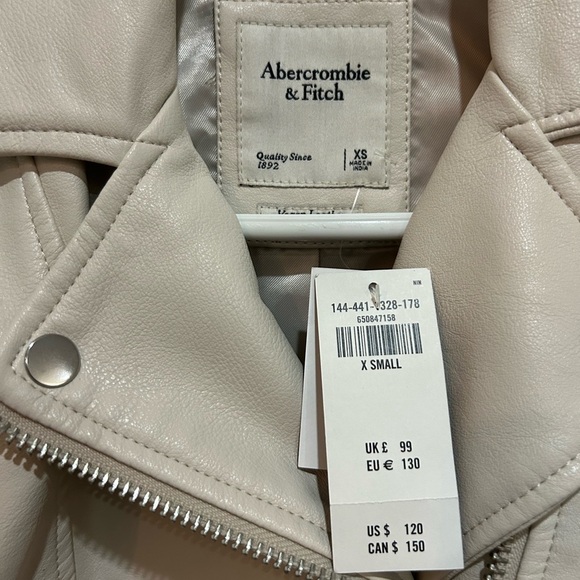 NWT Abercrombie & Fitch Women's Cream Vegan Leather Jacket XS - Picture 4 of 5